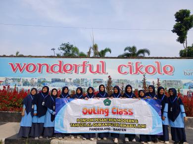 outing-class